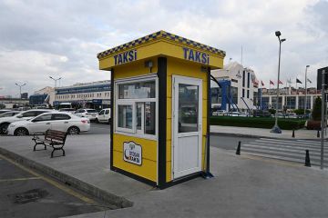 Outdoor Ad Kiosks: Where Marketing Meets Practicality