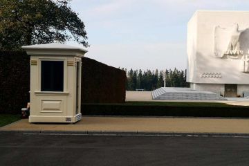 The Practical Uses of Huts in Remote and Temporary Locations