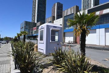 Comfort in Security Cabins: Climate Control and Ergonomics