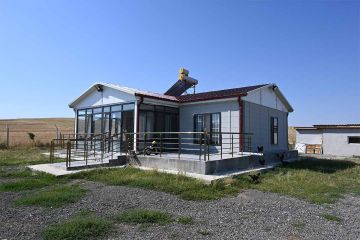 Modular log homes