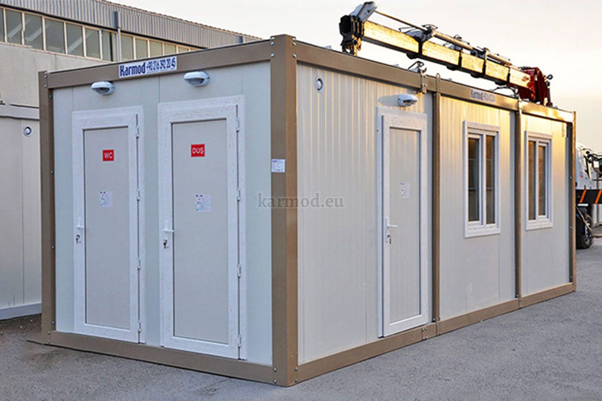 Shower container - ISO container with shower facilities for military use